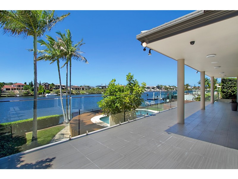 18 Garden Grove, Carrara QLD 4211