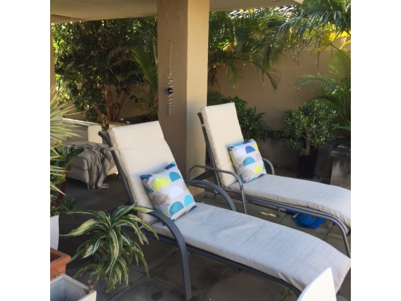 27 Brindisi Avenue, Isle Of Capri QLD 4217