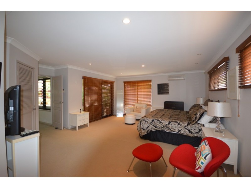 27 Brindisi Avenue, Isle Of Capri QLD 4217