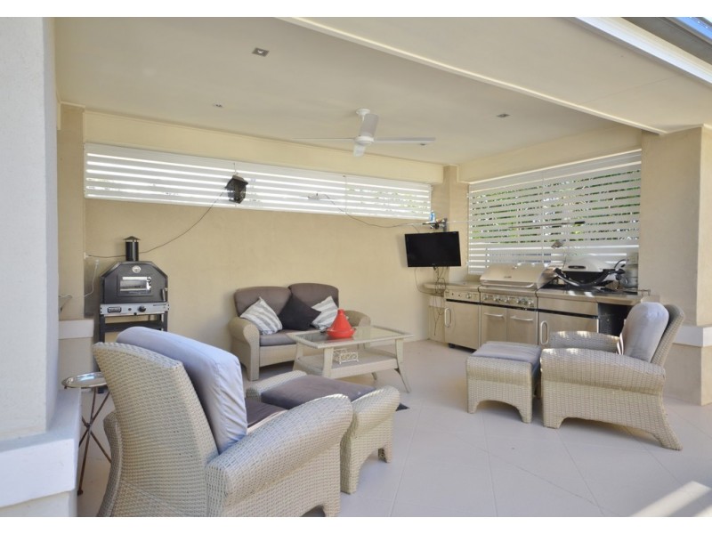 9 Guara Grove East, Pimpama QLD 4209