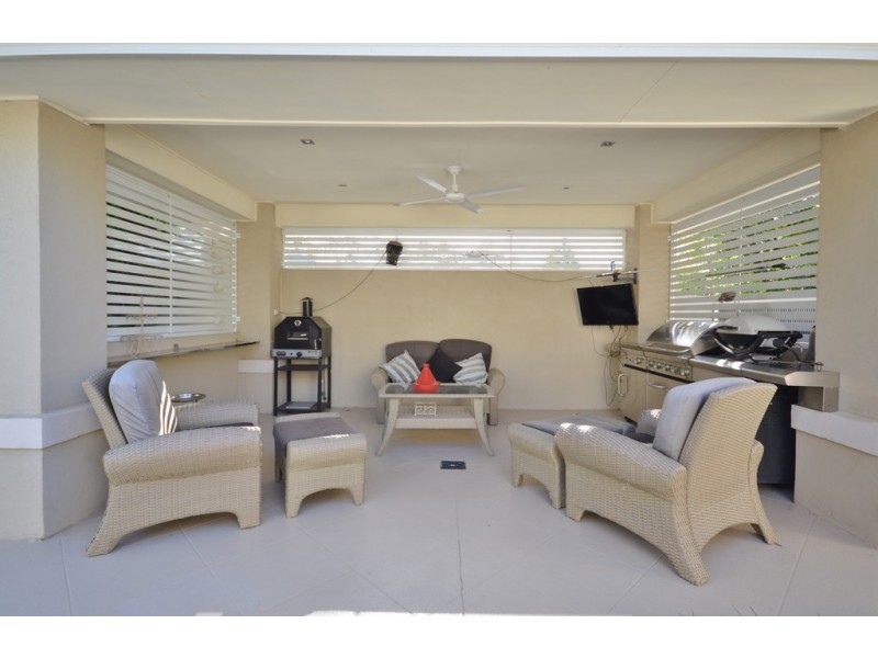 9 Guara Grove East, Pimpama QLD 4209