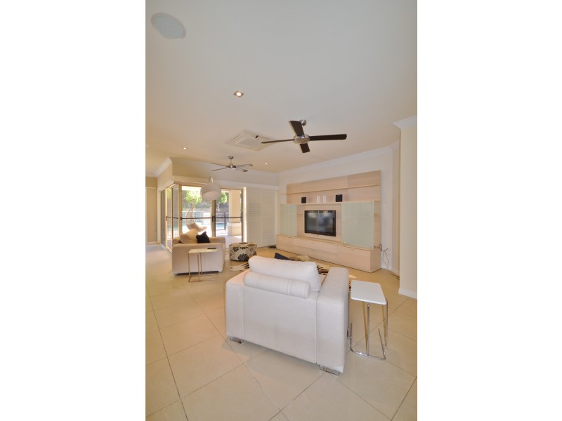 9 Guara Grove East, Pimpama QLD 4209