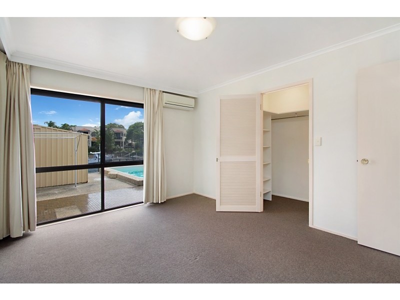 66 Gibraltar Drive, Isle Of Capri QLD 4217
