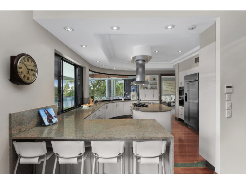 20 Maryland Avenue, Carrara QLD 4211