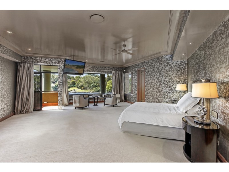 20 Maryland Avenue, Carrara QLD 4211