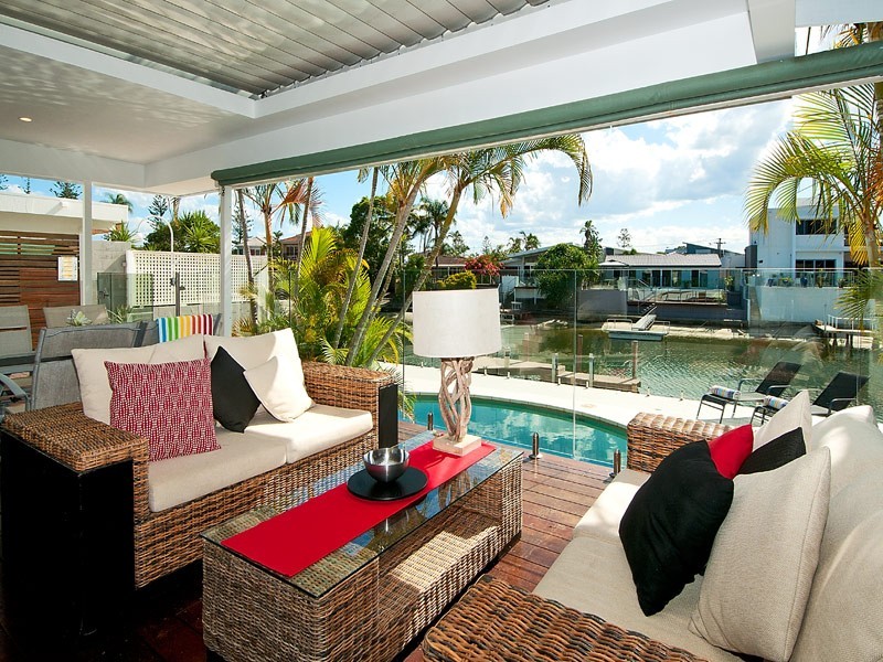 48 The Promenade, Isle Of Capri QLD 4217