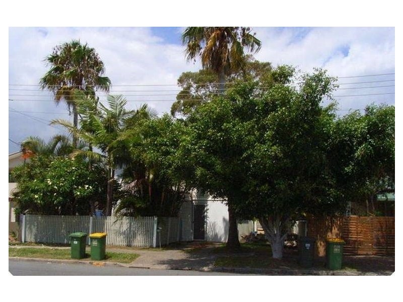 10 Chaffey Street, Tugun QLD 4224