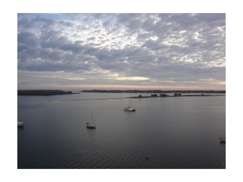 6/314 Marine Parade, Labrador QLD 4215