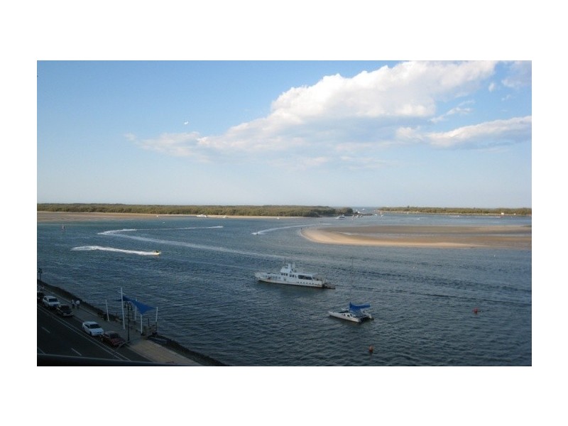 6/314 Marine Parade, Labrador QLD 4215