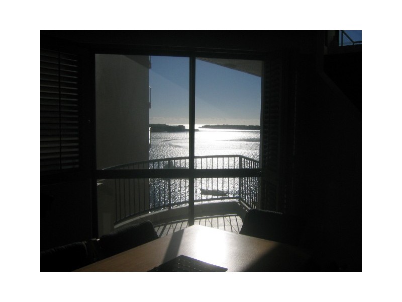 6/314 Marine Parade, Labrador QLD 4215