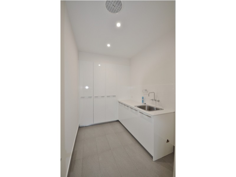 1/5 Egerton Street, Southport QLD 4215