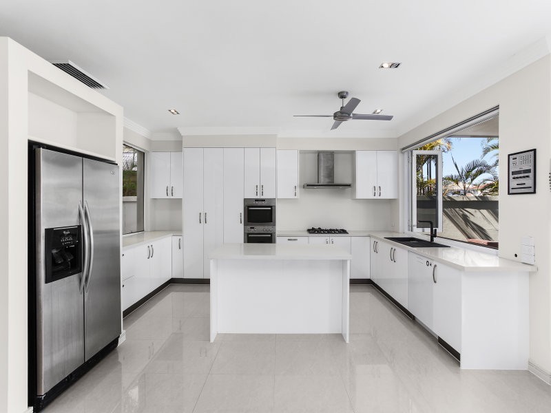 30 Norseman Court, Paradise Waters QLD 4217