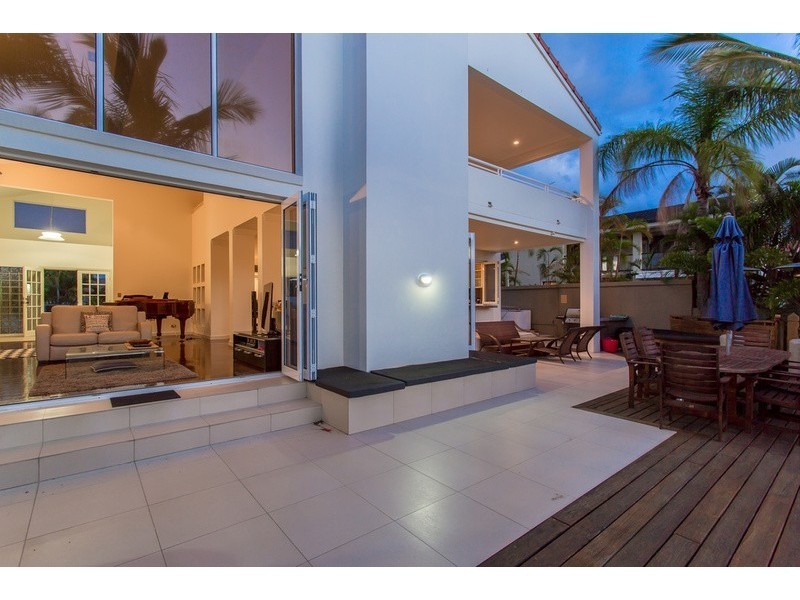 30 Norseman Court, Paradise Waters QLD 4217