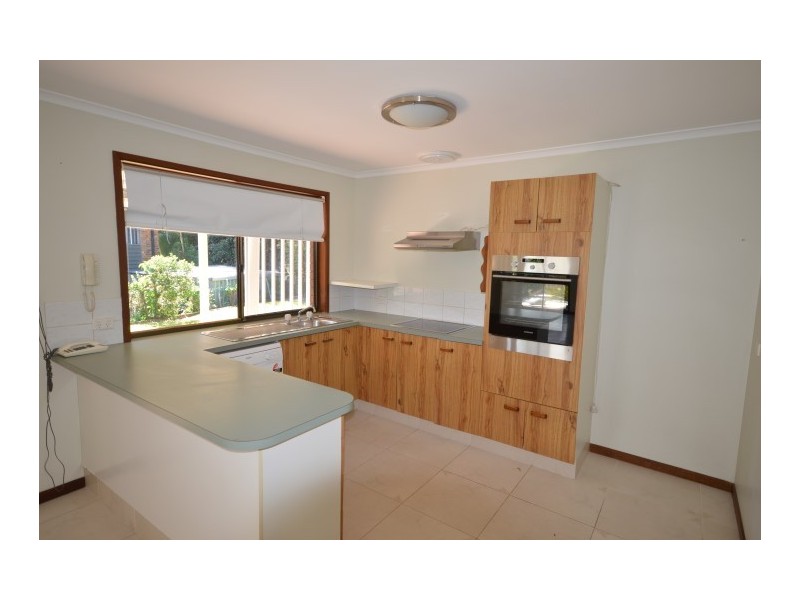 14 Eileen Avenue, Southport QLD 4215