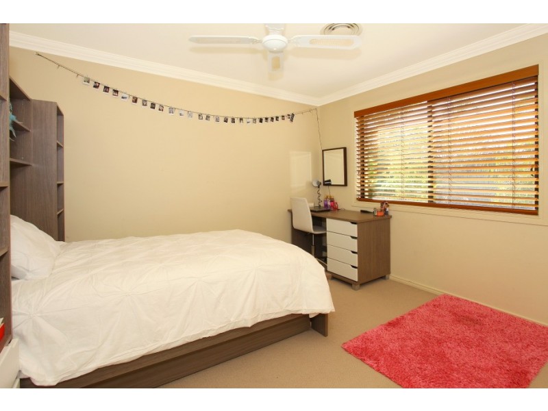 1/3 Harcourt Crescent, Southport QLD 4215