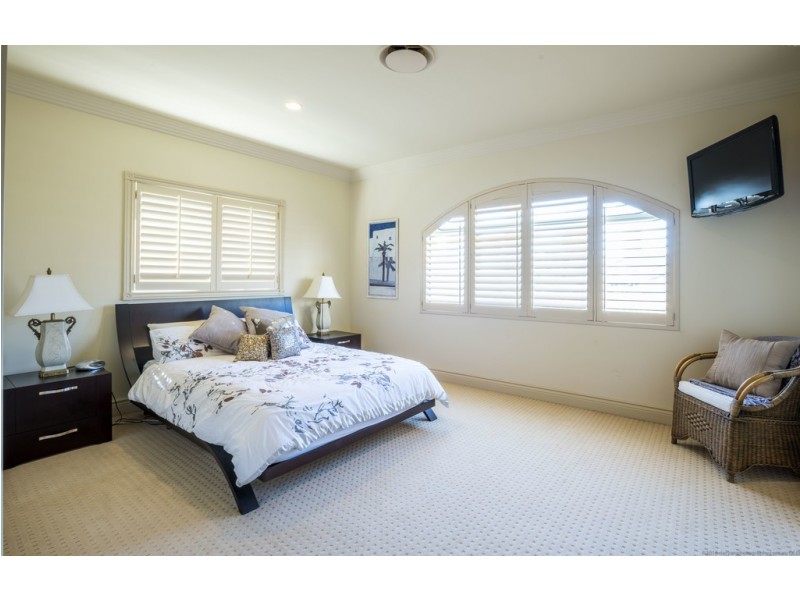 22 Buccaneer Court, Paradise Waters QLD 4217