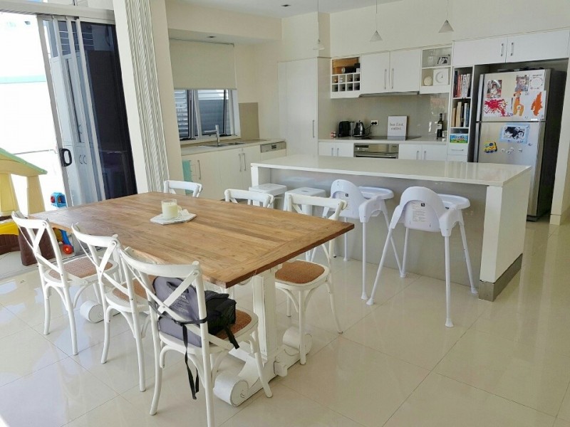 4/17 Anne Avenue, Broadbeach QLD 4218