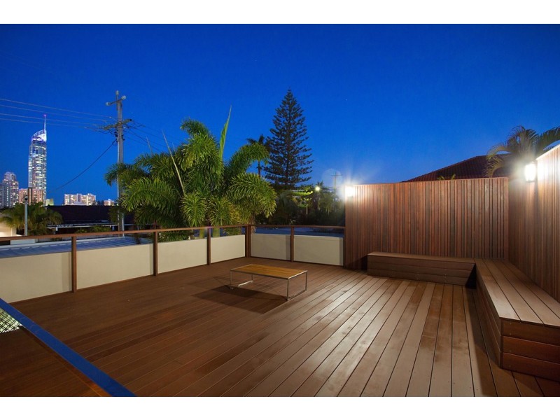 46 The Promenade, Isle Of Capri QLD 4217