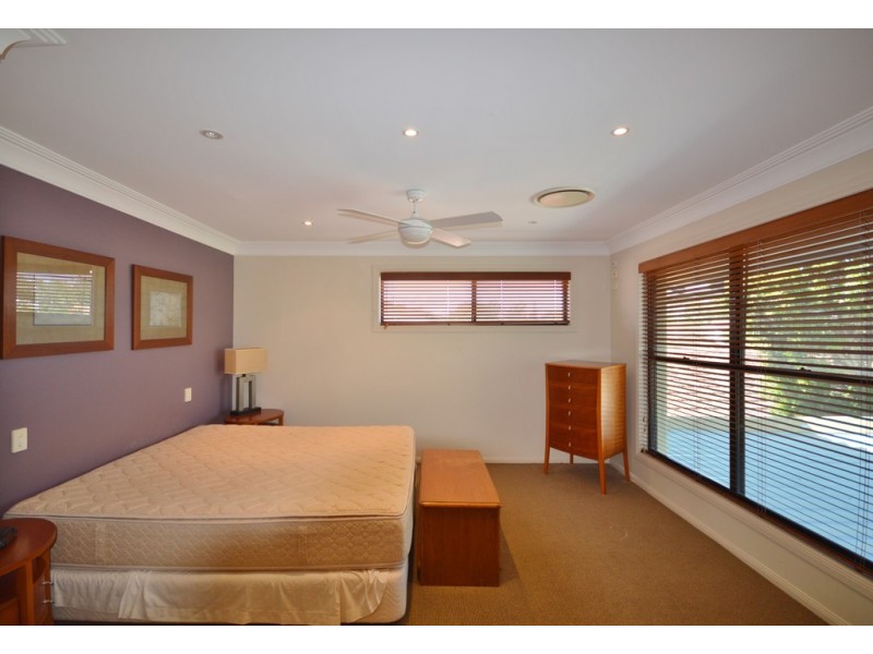 30 Emu Court, Bundall QLD 4217