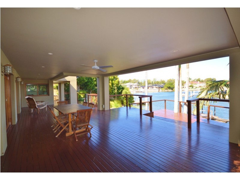 30 Emu Court, Bundall QLD 4217