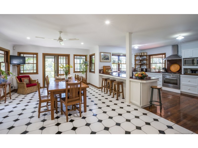 134 Arunta Drive, Mount Nathan QLD 4211