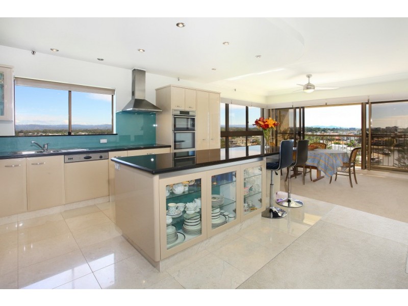 37/2 ‘Atlantis West’ Admiralty Drive, Paradise Waters QLD 4217