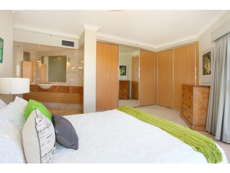 37/2 ‘Atlantis West’ Admiralty Drive, Paradise Waters QLD 4217