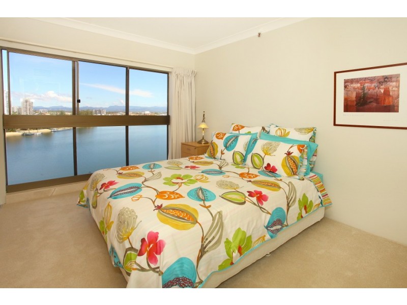 37/2 ‘Atlantis West’ Admiralty Drive, Paradise Waters QLD 4217