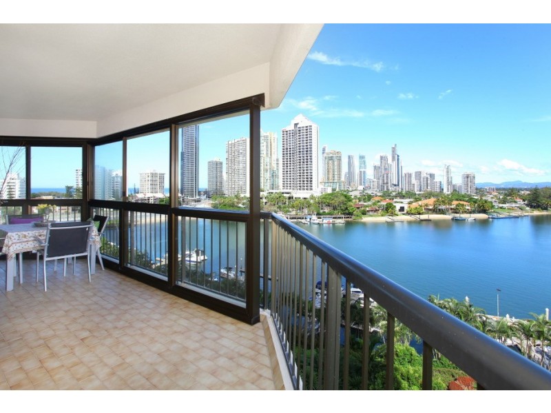 37/2 ‘Atlantis West’ Admiralty Drive, Paradise Waters QLD 4217