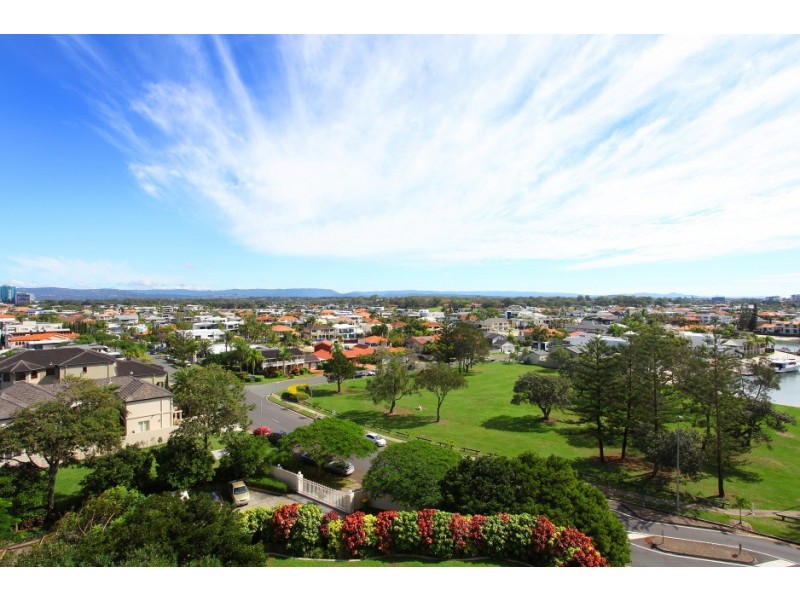 37/2 ‘Atlantis West’ Admiralty Drive, Paradise Waters QLD 4217