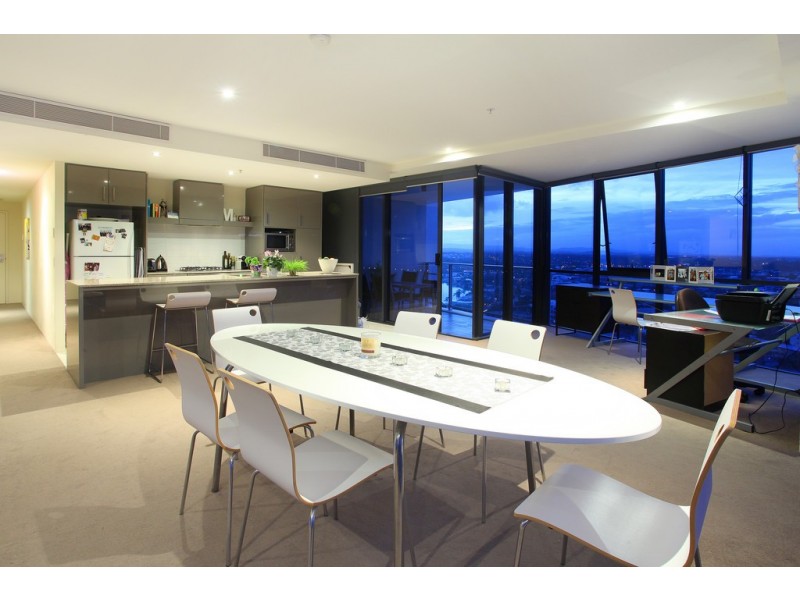 High Floor “Avalon” Wahroonga Place, Surfers Paradise QLD 4217