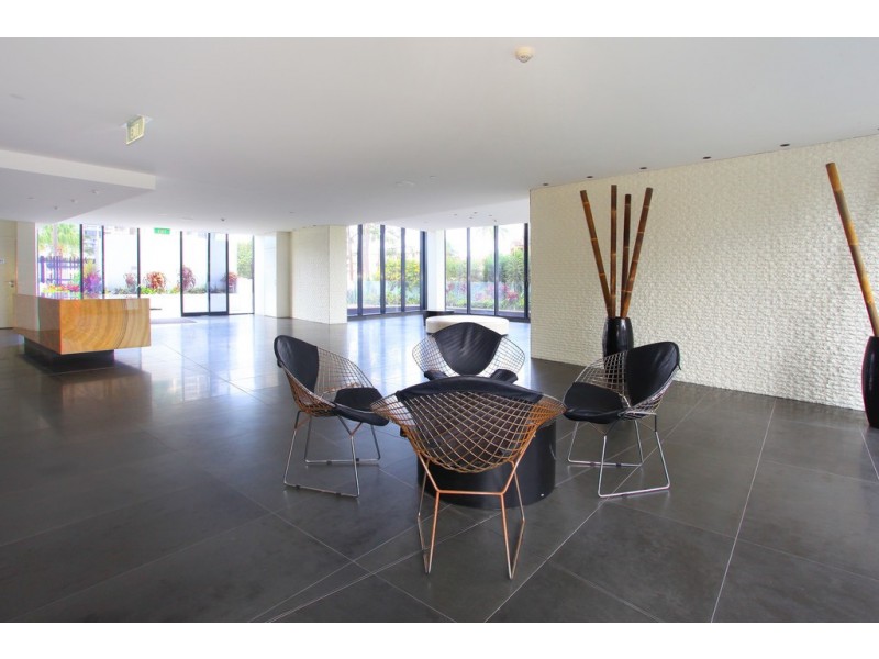 High Floor “Avalon” Wahroonga Place, Surfers Paradise QLD 4217