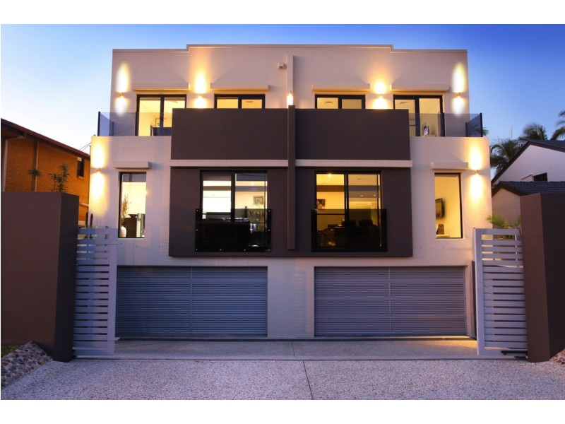 19 Wells Street, Southport QLD 4215