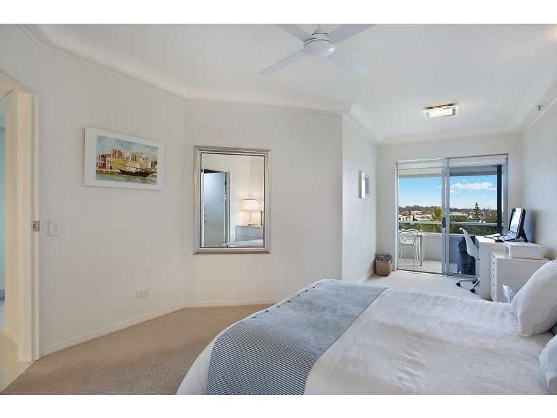 15/12 Commodore Drive, Paradise Waters QLD 4217