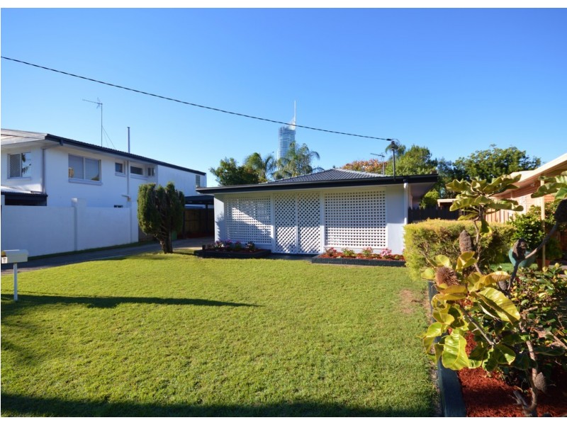 6 Verona Avenue, Surfers Paradise QLD 4217