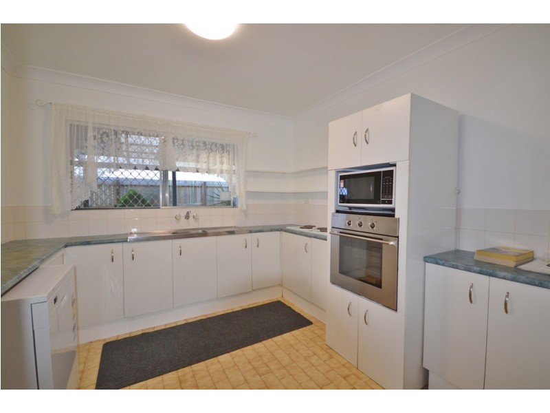 6 Verona Avenue, Surfers Paradise QLD 4217