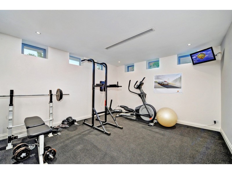 63 The Sovereign Mile, Paradise Point QLD 4216