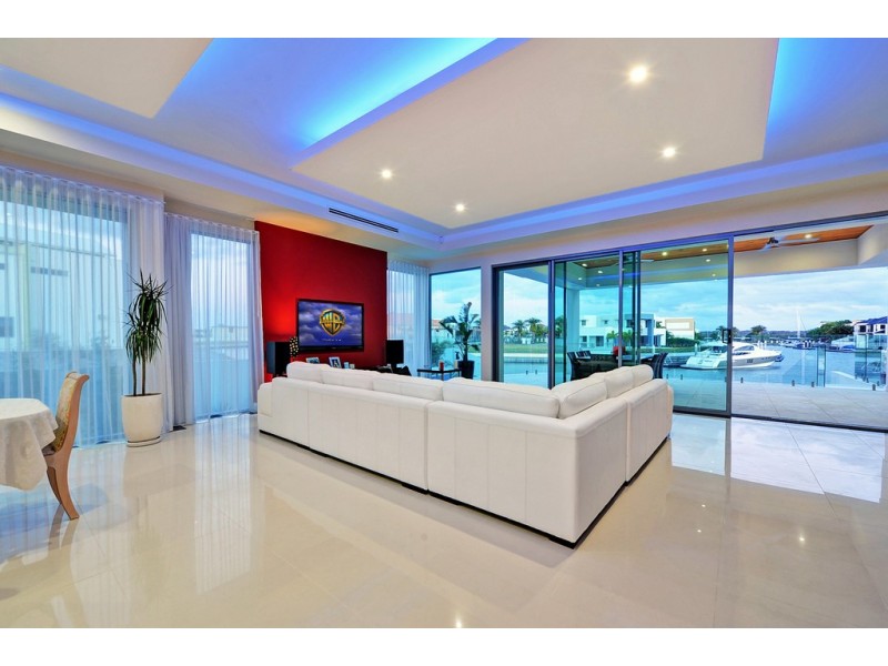 63 The Sovereign Mile, Paradise Point QLD 4216