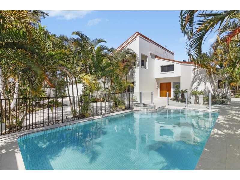 30 Norseman Court, Surfers Paradise QLD 4217