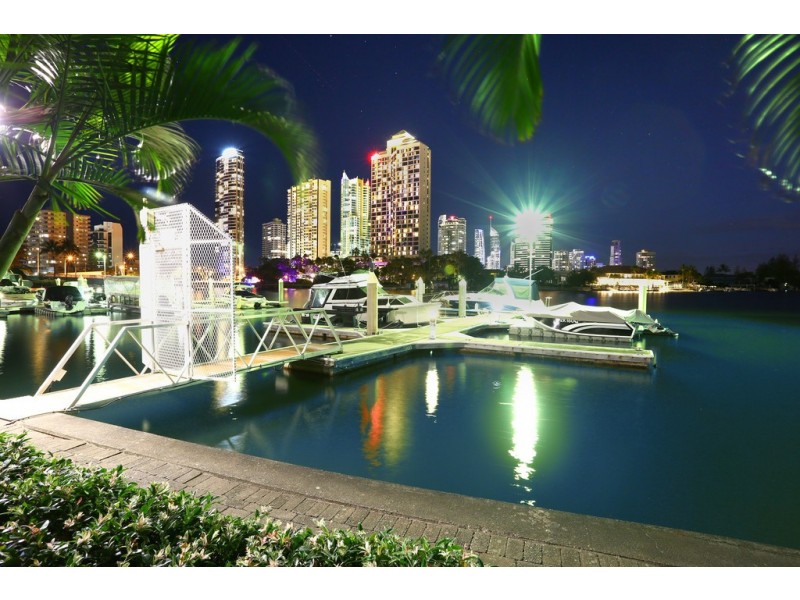 106/8 ‘Atlantis West’ Admiralty Drive, Paradise Waters QLD 4217