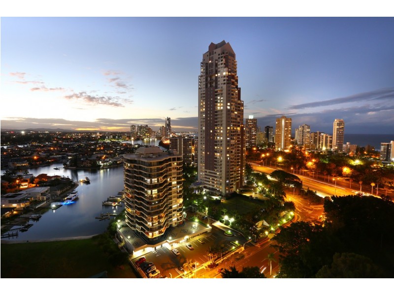106/8 ‘Atlantis West’ Admiralty Drive, Paradise Waters QLD 4217