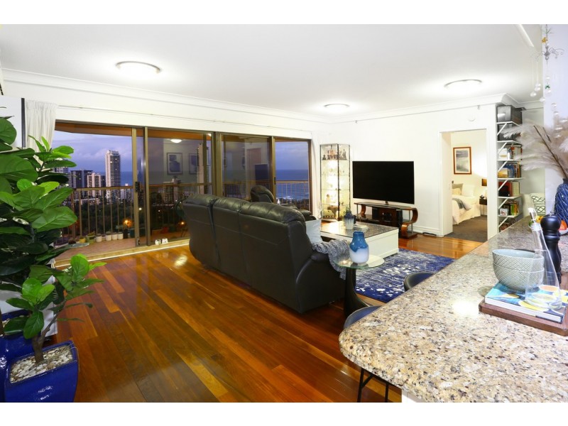 106/8 ‘Atlantis West’ Admiralty Drive, Paradise Waters QLD 4217