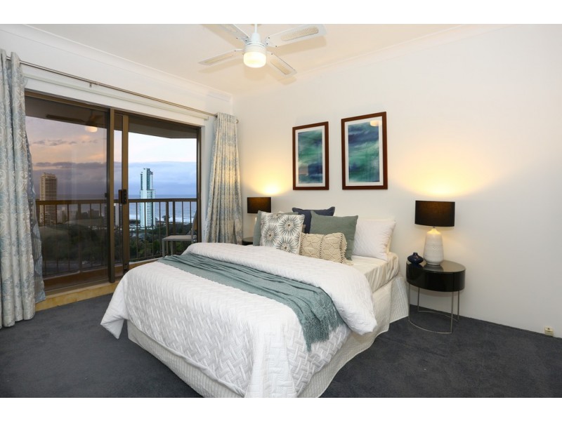 106/8 ‘Atlantis West’ Admiralty Drive, Paradise Waters QLD 4217