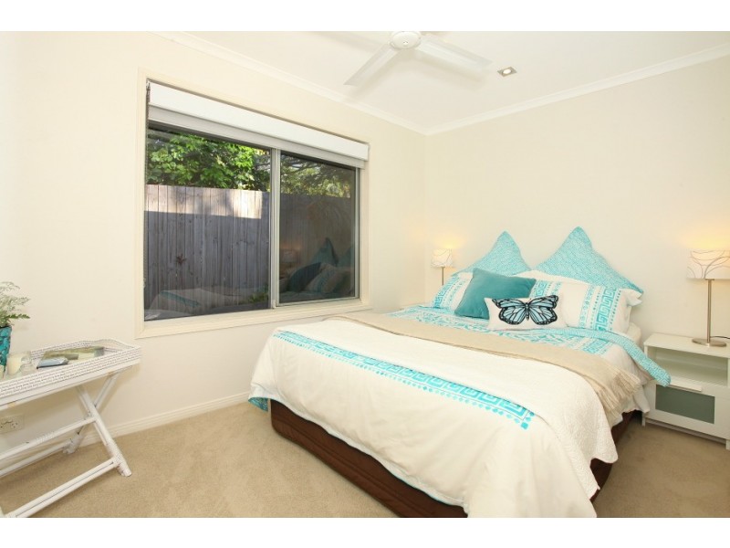 8 Merinda Court, Southport QLD 4215