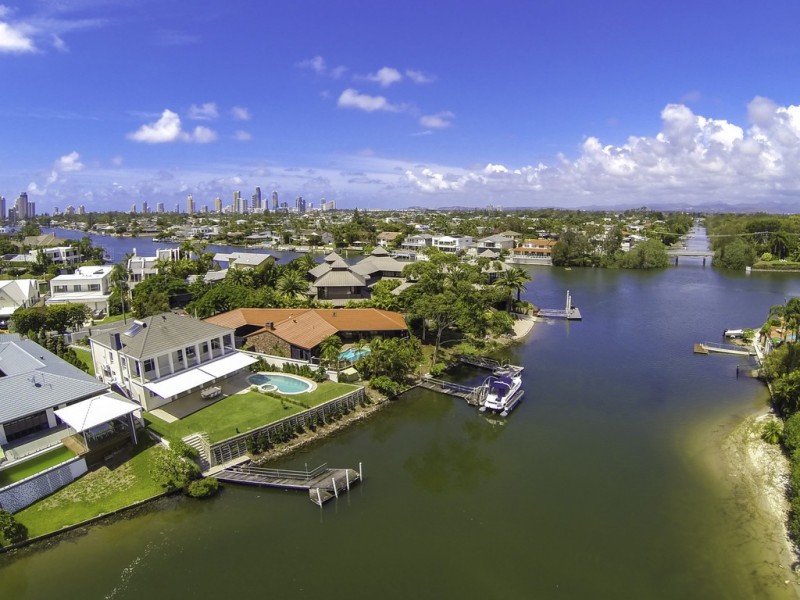 7 La Scala Court, Isle Of Capri QLD 4217