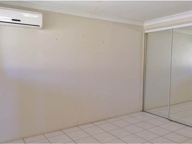 3 Witt Avenue, Carrara QLD 4211