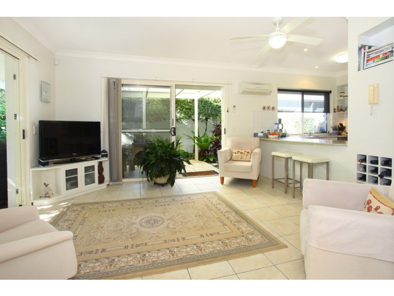 39/268-272 Ashmore Rd, Benowa QLD 4217