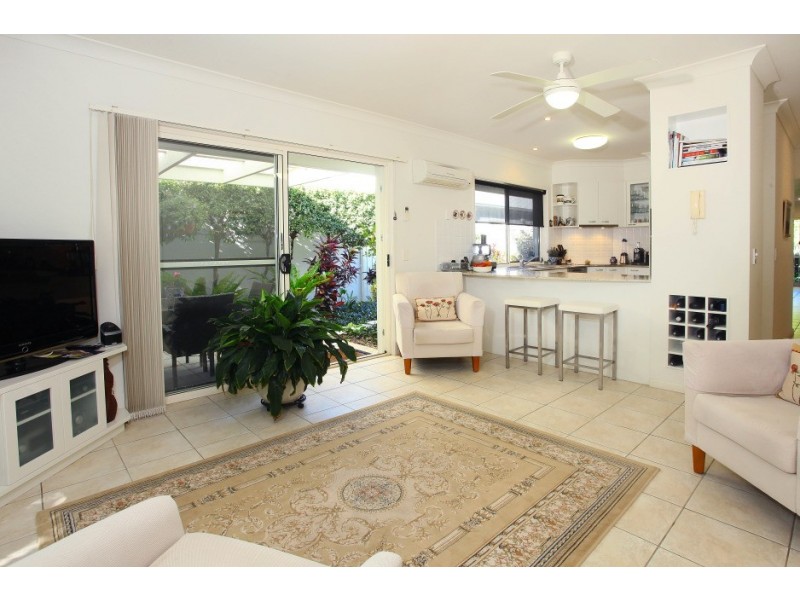 39/268-272 Ashmore Rd, Benowa QLD 4217