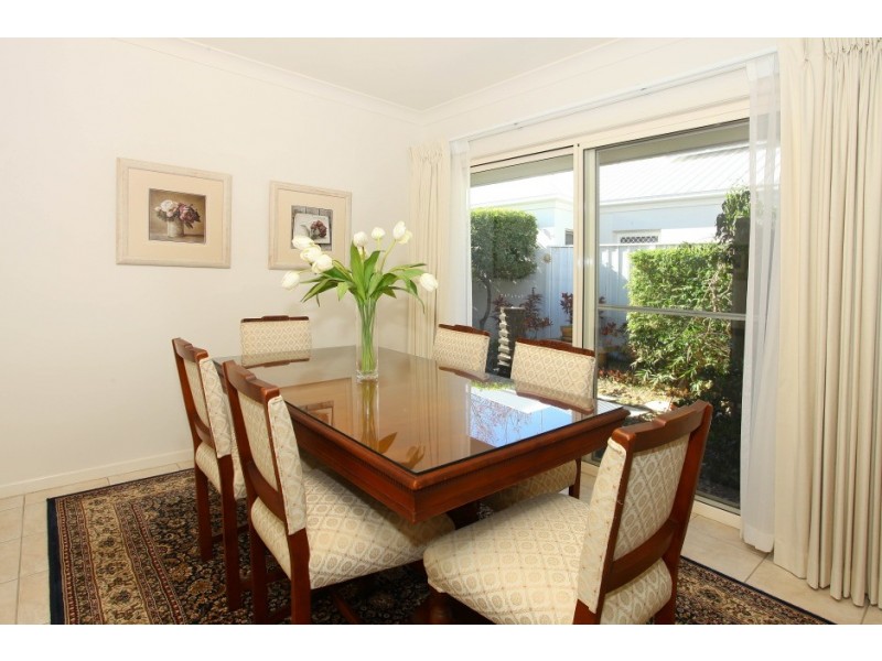 39/268-272 Ashmore Rd, Benowa QLD 4217