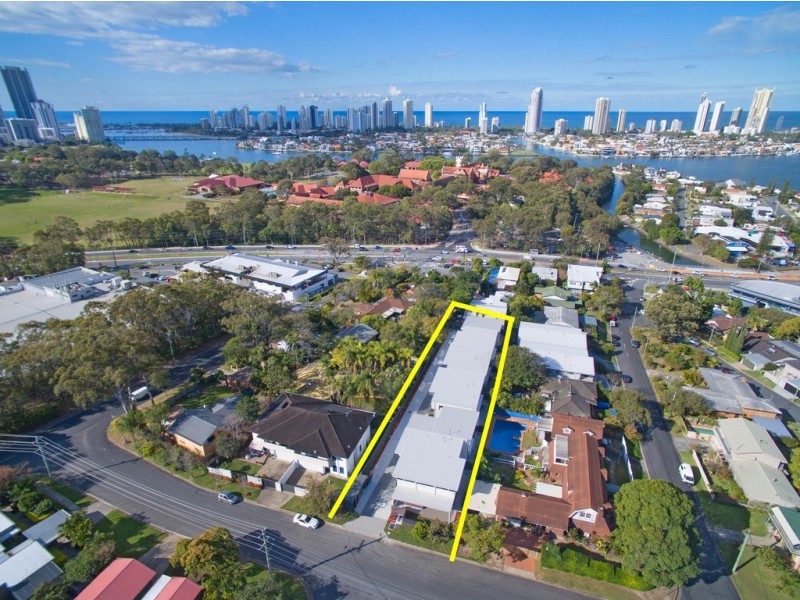 6 Petersen Avenue, Southport QLD 4215